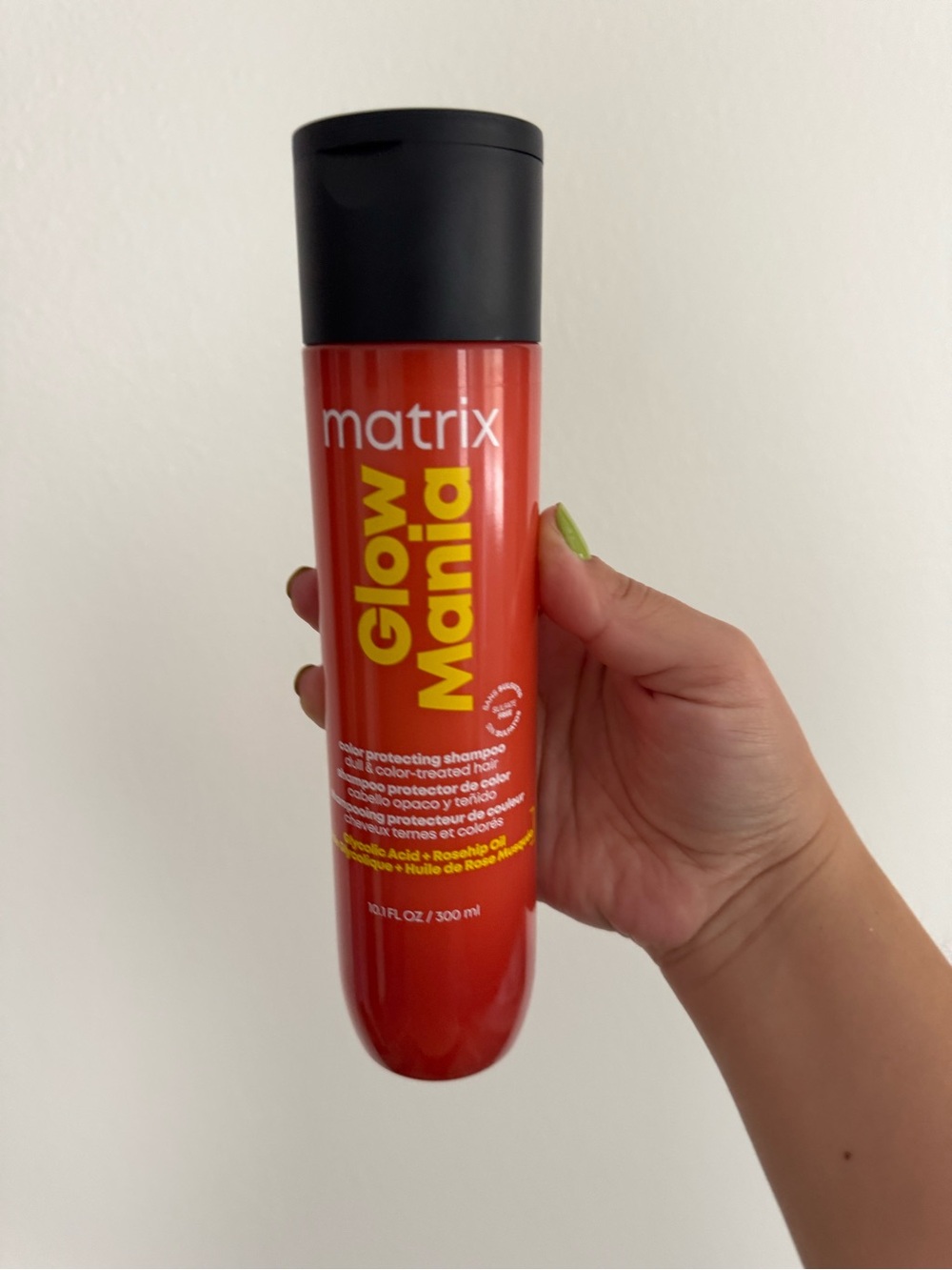Matrix Glow Mania Color-Protecting Shampoo 10.1 oz - Picture 2 of 2